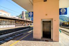 Stazione di Bolzano: Ascensore al binario 5+6
